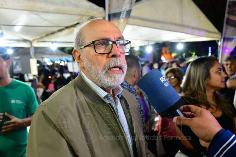 El ministro Ibáñez cuestionó el Presupuesto Nacional y rechazó una reforma laboral que “quite derechos”