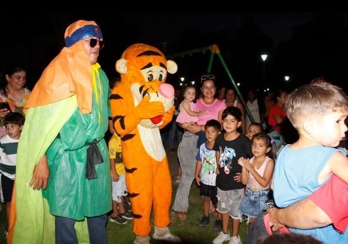 Tres Lagunas recibió la visita de los Reyes Magos con una jornada llena de alegría para los niños
