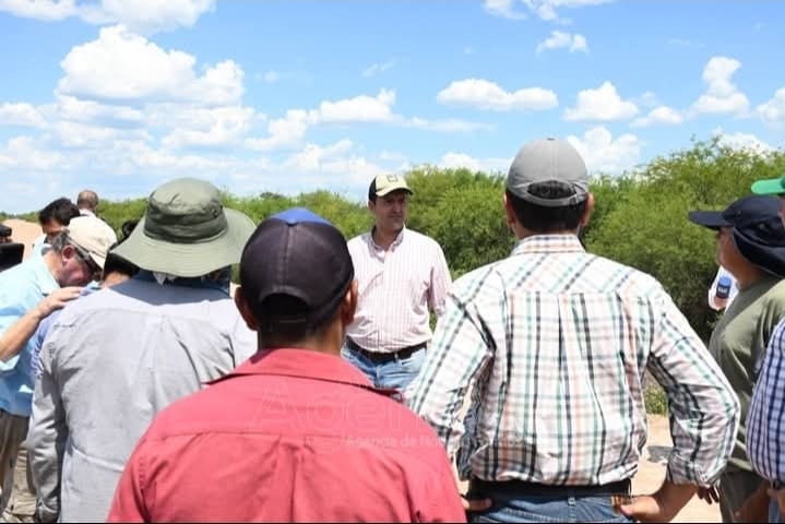 Recorrida del Vicegobernador por obras de defensa en el Bañado La Estrella