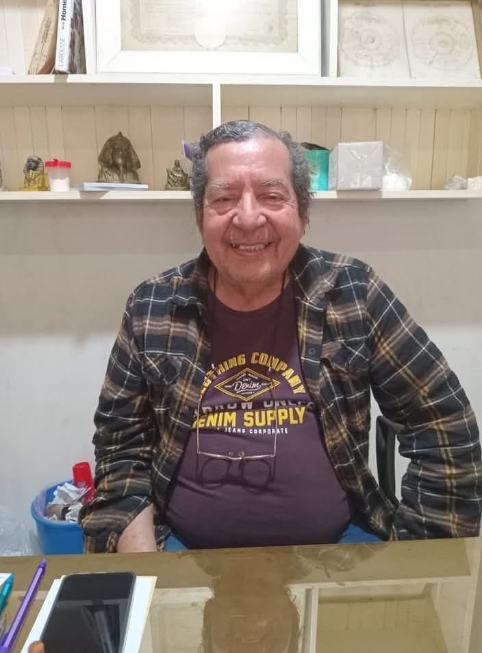 Mauricio Espinoza “El hombre que creyó en la educación, en Dios y en la medicina”