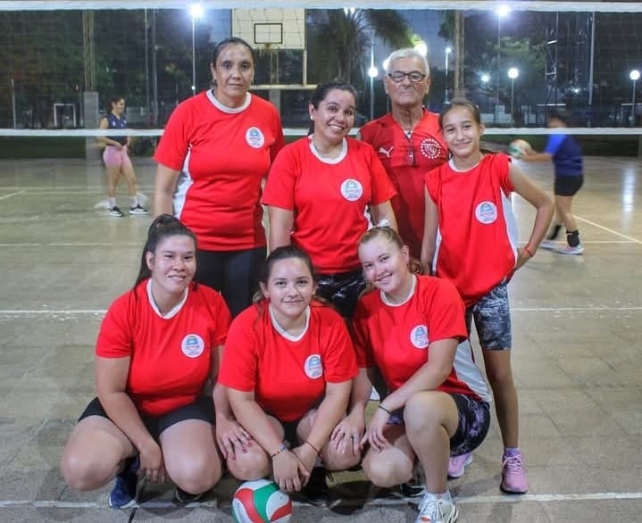 Torneo de Vóley de Verano en pleno desarrollo en Riacho He Hé
