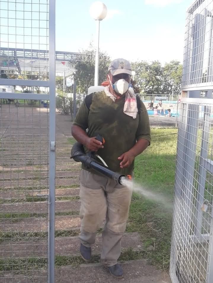 Riacho He-He refuerza la fumigación para prevenir enfermedades y cuidar la salud de la comunidad