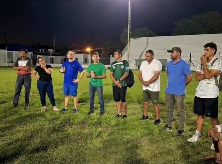 El Club Atlético Laguna Blanca presentó oficialmente a su nuevo cuerpo técnico