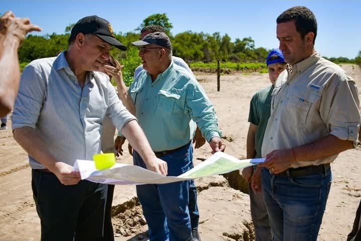 El vicegobernador Eber Solís acompañó a comunidades del oeste formoseño ante las crecidas del río Pilcomayo