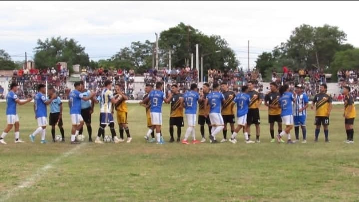 Ingeniero Juárez se prepara para un fin de semana a puro fútbol con los cuartos del Campeonato del Petróleo