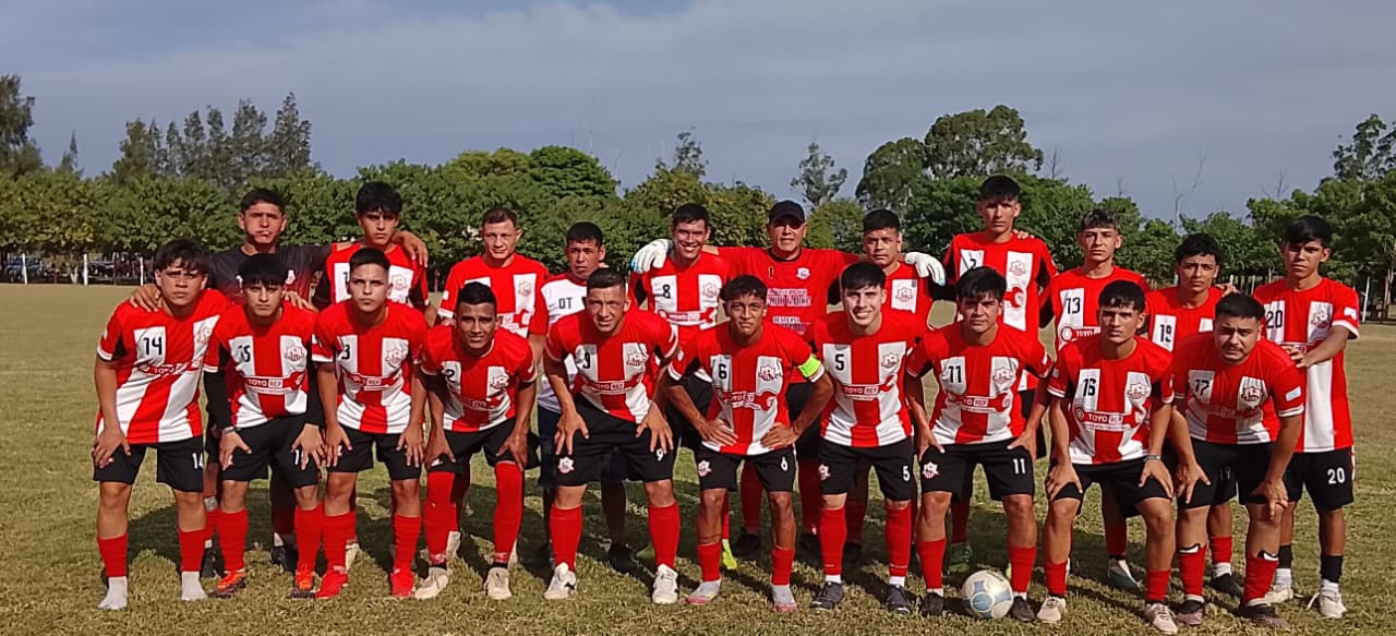 TRES LAGUNAS :DEFENSORES MARCÓ EL RUMBO EN EL CLÁSICO DE VILLA HERMOSA