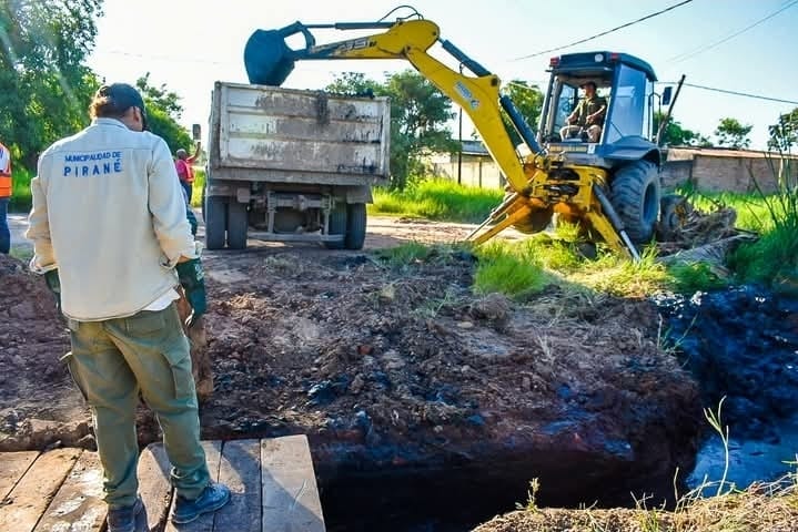 Avanzan las obras de mejora urbana en el barrio Hipotecario de Pirané