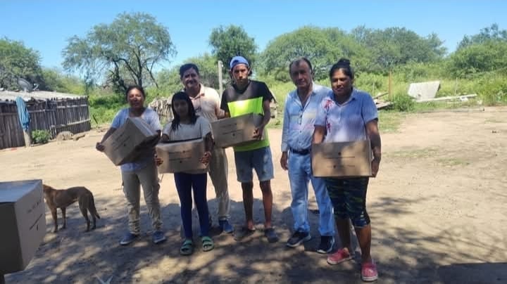 Güemes: el intendente Julián Bordón acompañó la entrega de módulos alimentarios en la comunidad Ceferino Namuncurá