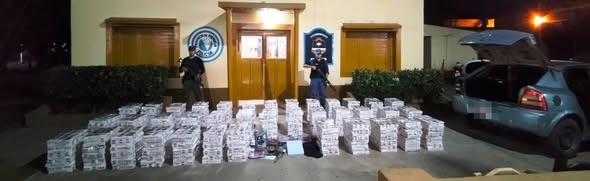 Decomisan más de 1.800 gruesas de cigarrillos y un automóvil en operativo rural en Subteniente Perín