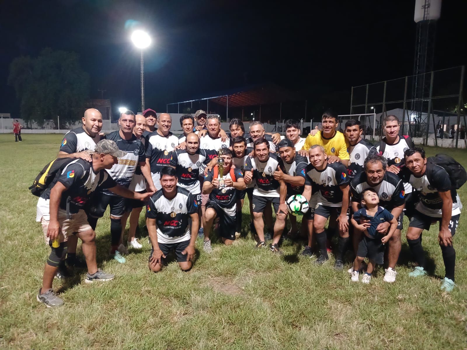 Laguna Blanca coronó a los campeones del Torneo de Verano de Fútbol Veterano