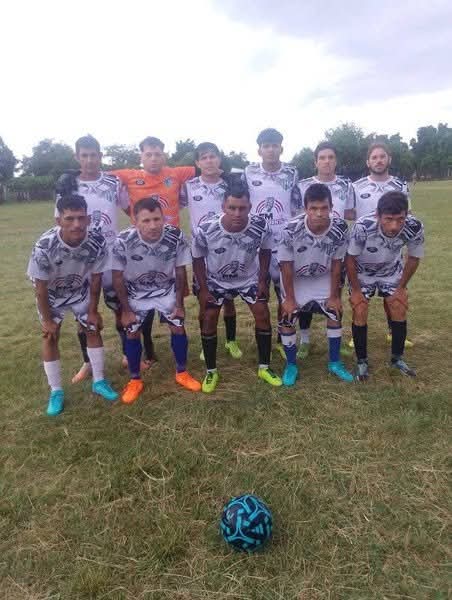 El Espinillo :1° DE JULIO SE HACE FUERTE EN SU CASA PARA EL DEBUT