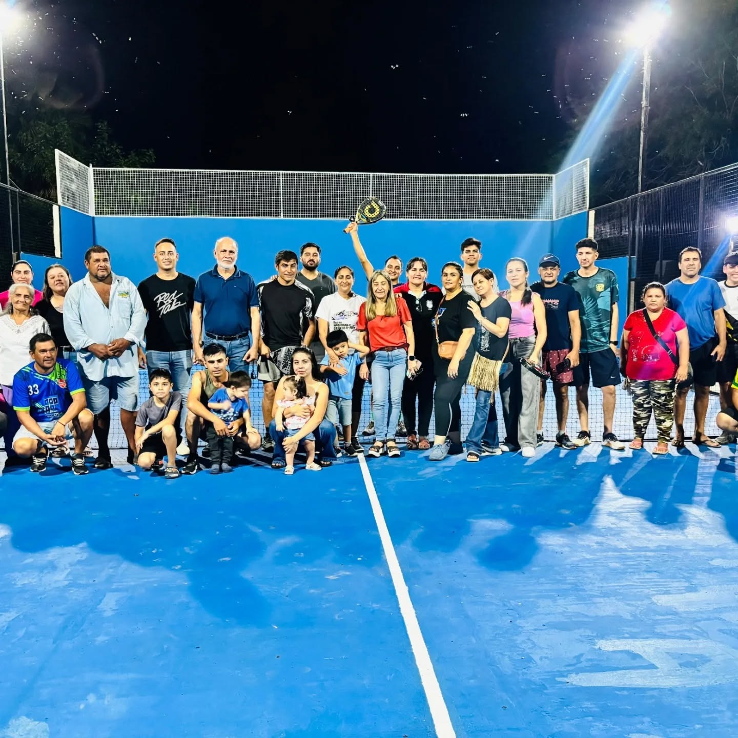Güemes: el intendente Julián Bordón acompañó la inauguración de una nueva cancha de pádel y destacó la inversión privada