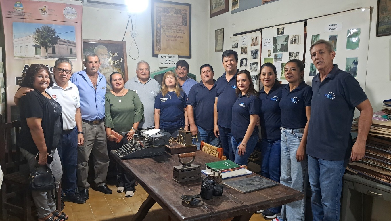 Pirané: la intendente Yéssica Palacios encabezó un encuentro con veteranos en el Museo del Pueblo en el marco de Malvinas