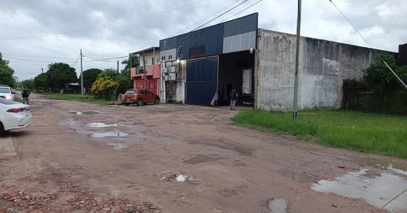 Investigan robo en una distribuidora de lácteos en el barrio San Andrés 2