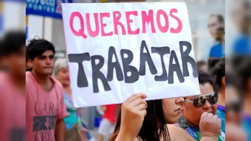 CRISIS COTIDIANA Menos trabajo formal y más incertidumbre en los hogares argentinos