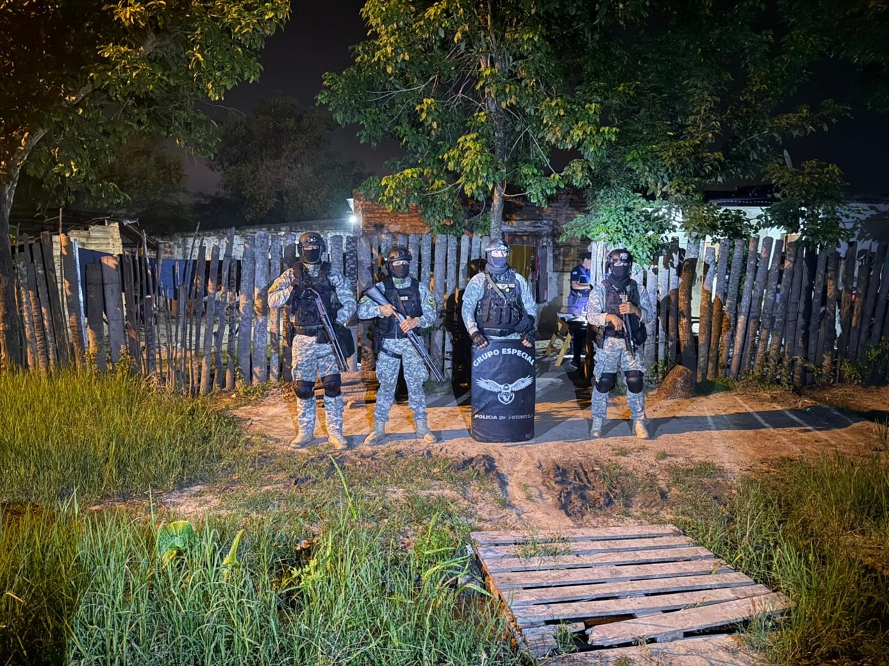 Golpe al narcomenudeo: desarticulan un centro de distribución de drogas en el barrio Namqom
