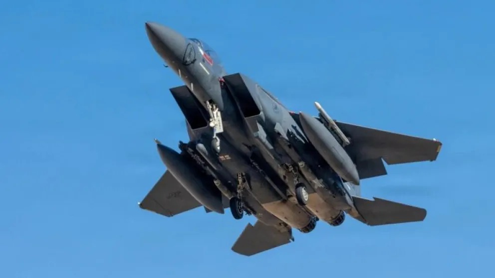 Irán afirma haber derribado dos aviones de combate de EE.UU