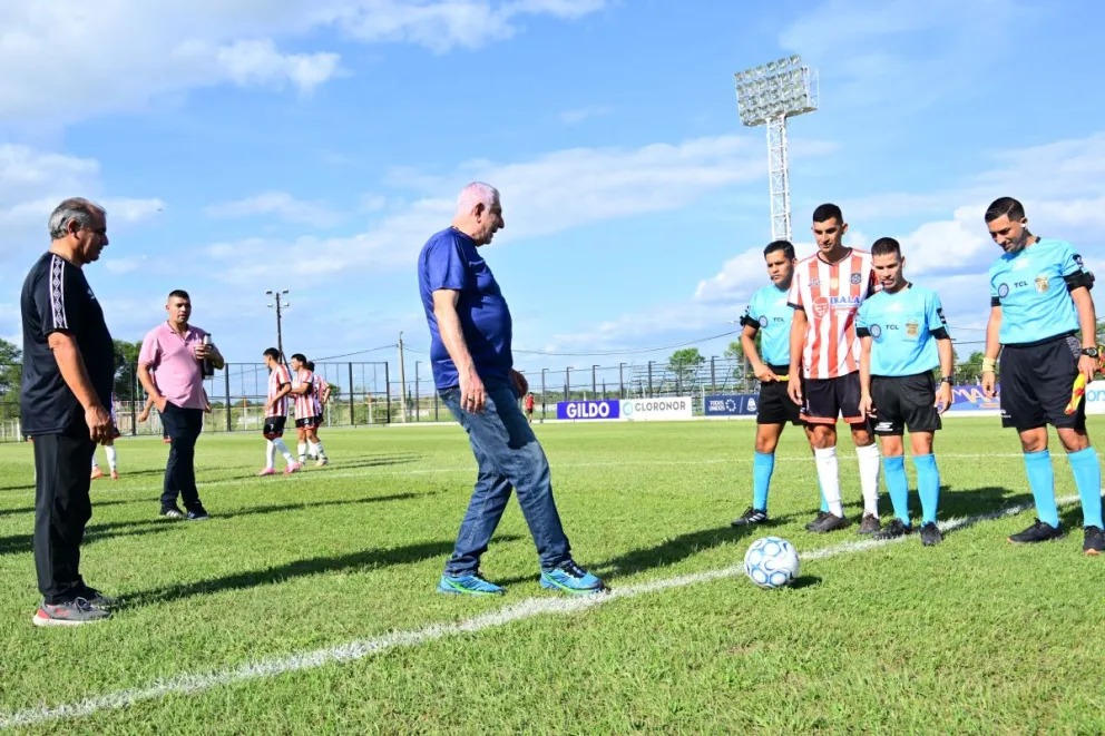 Jofré dio el puntapié inicial del Torneo de Primera División “A”