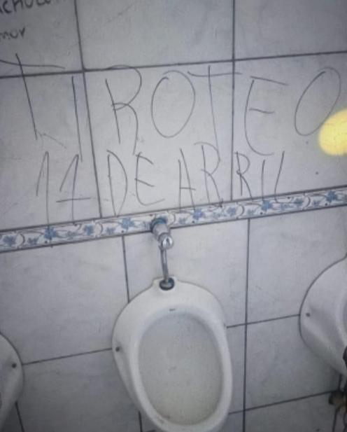 EL ESPINILLO: INVESTIGAN AMENAZAS DE POSIBLE TIROTEO EN COLEGIO SECUNDARIO