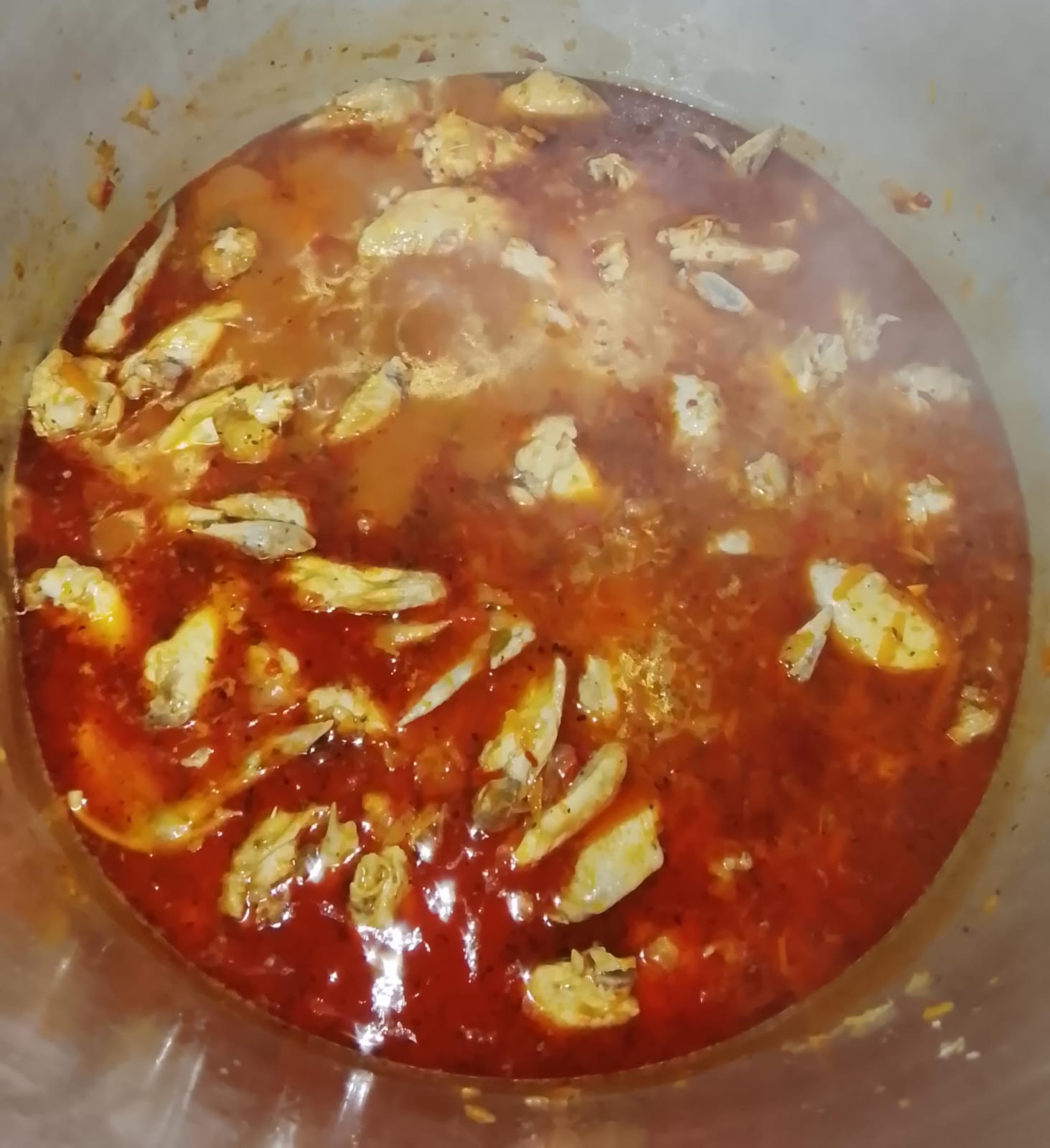 EL ESPINILLO: SOLIDARIDAD EN ACCIÓN PARA ASISTIR A FAMILIAS AFECTADAS POR LAS INUNDACIONES