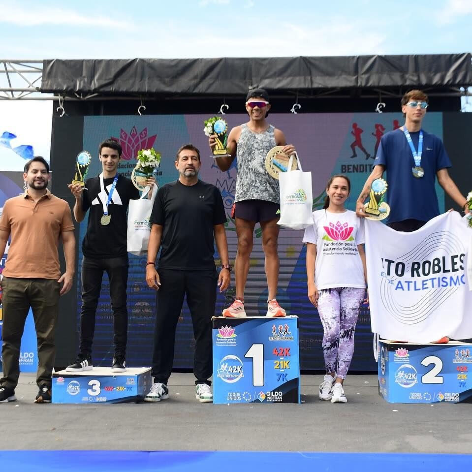 Formosa vivió una fiesta del atletismo con la Maratón Internacional y el triunfo de Adrián Paliza