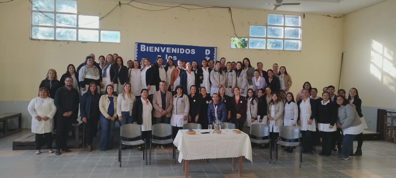 Realizan jornada de capacitación docente en la Delegación Zonal Pilagás