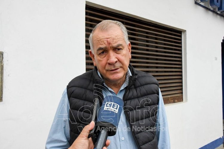 Schmidt aseguró que los Municipios “nos estamos haciendo cargo de lo que el Gobierno nacional está sacando”