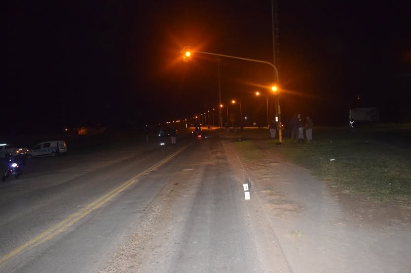 Perdió el control de su motocicleta y sufrió graves lesiones