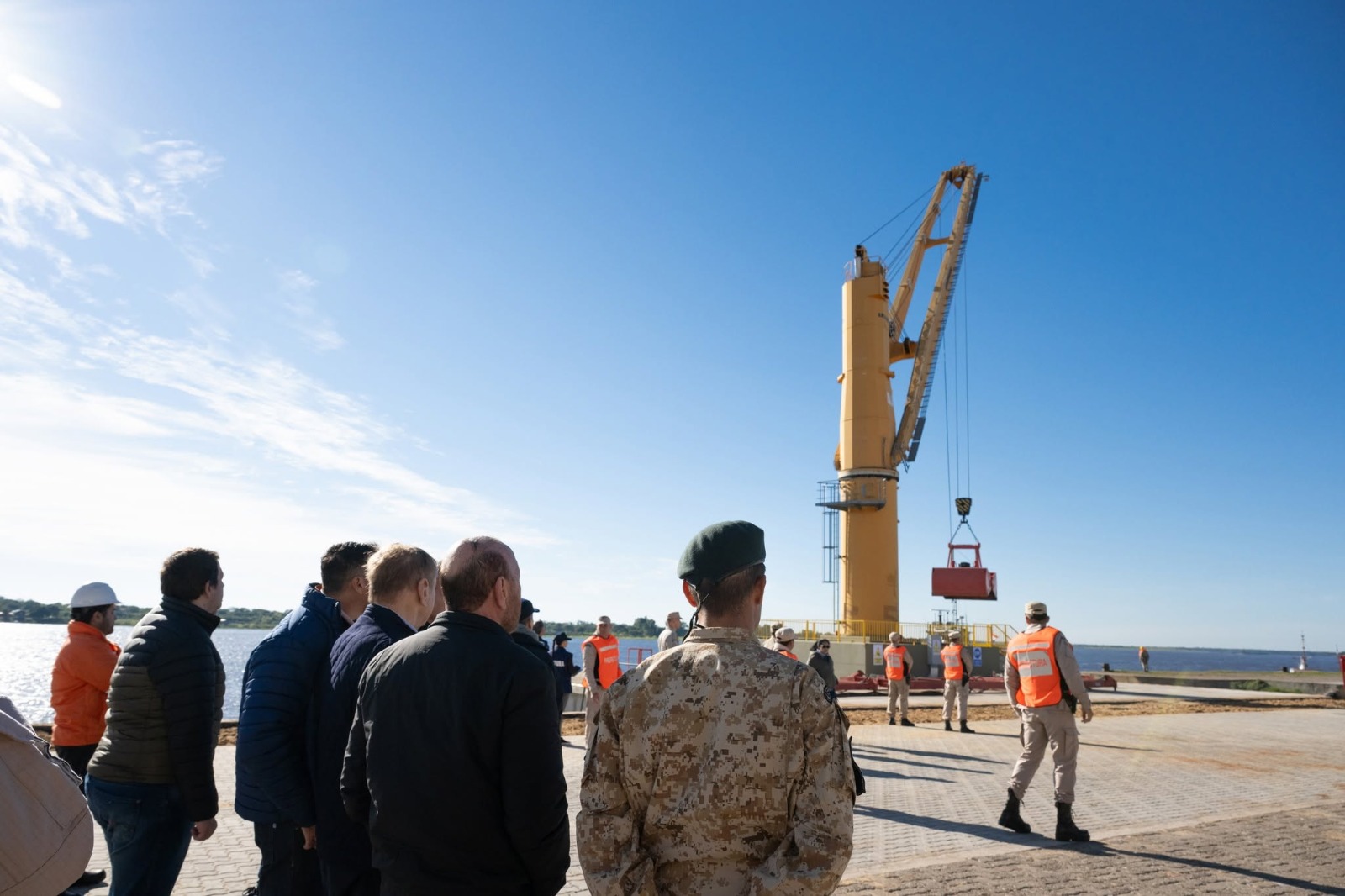 Formosa recibe 6.000 toneladas de mineral de hierro y avanza hacia una nueva etapa de industrialización.