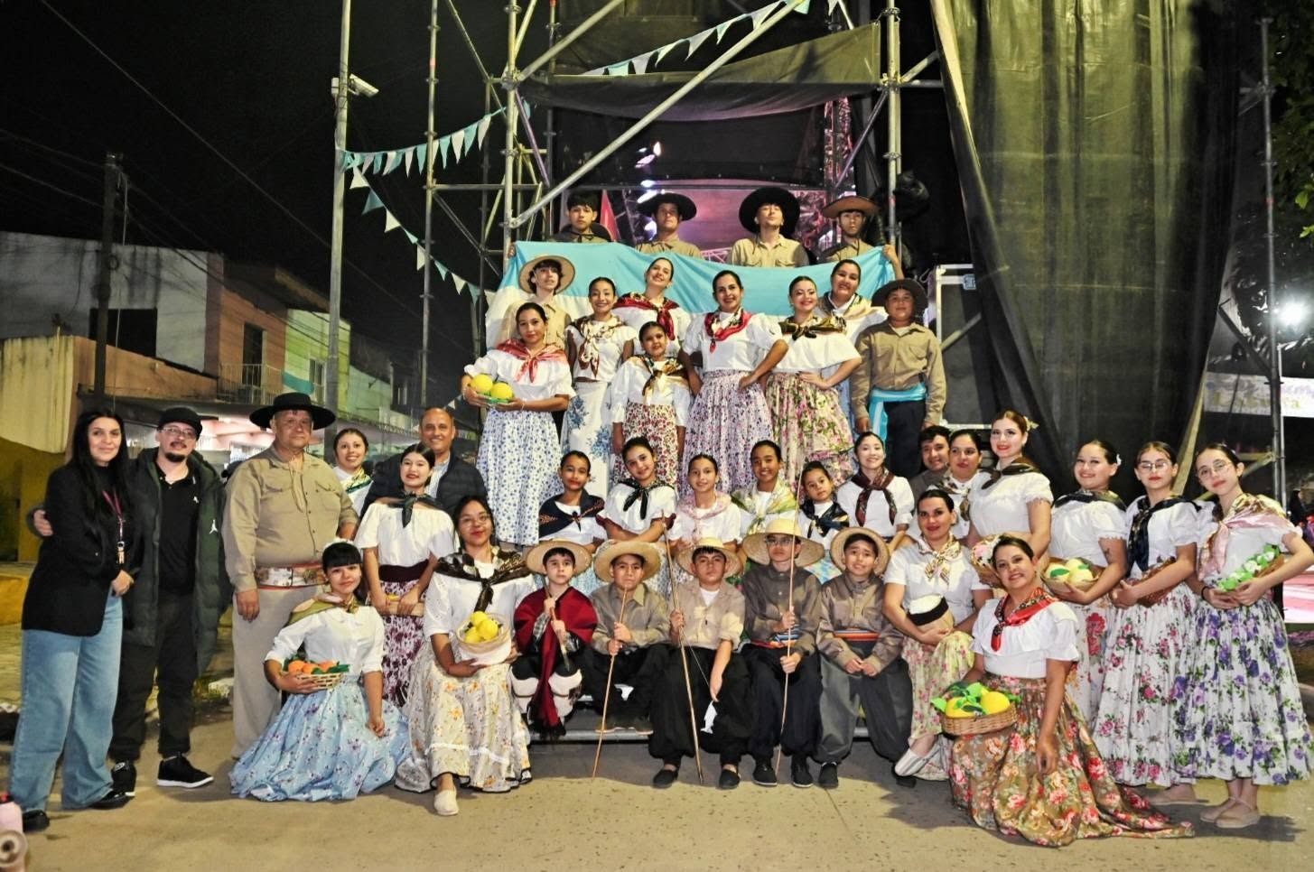Laguna Blanca celebró con orgullo su 112° aniversario y reafirmó su compromiso con el crecimiento y la unidad