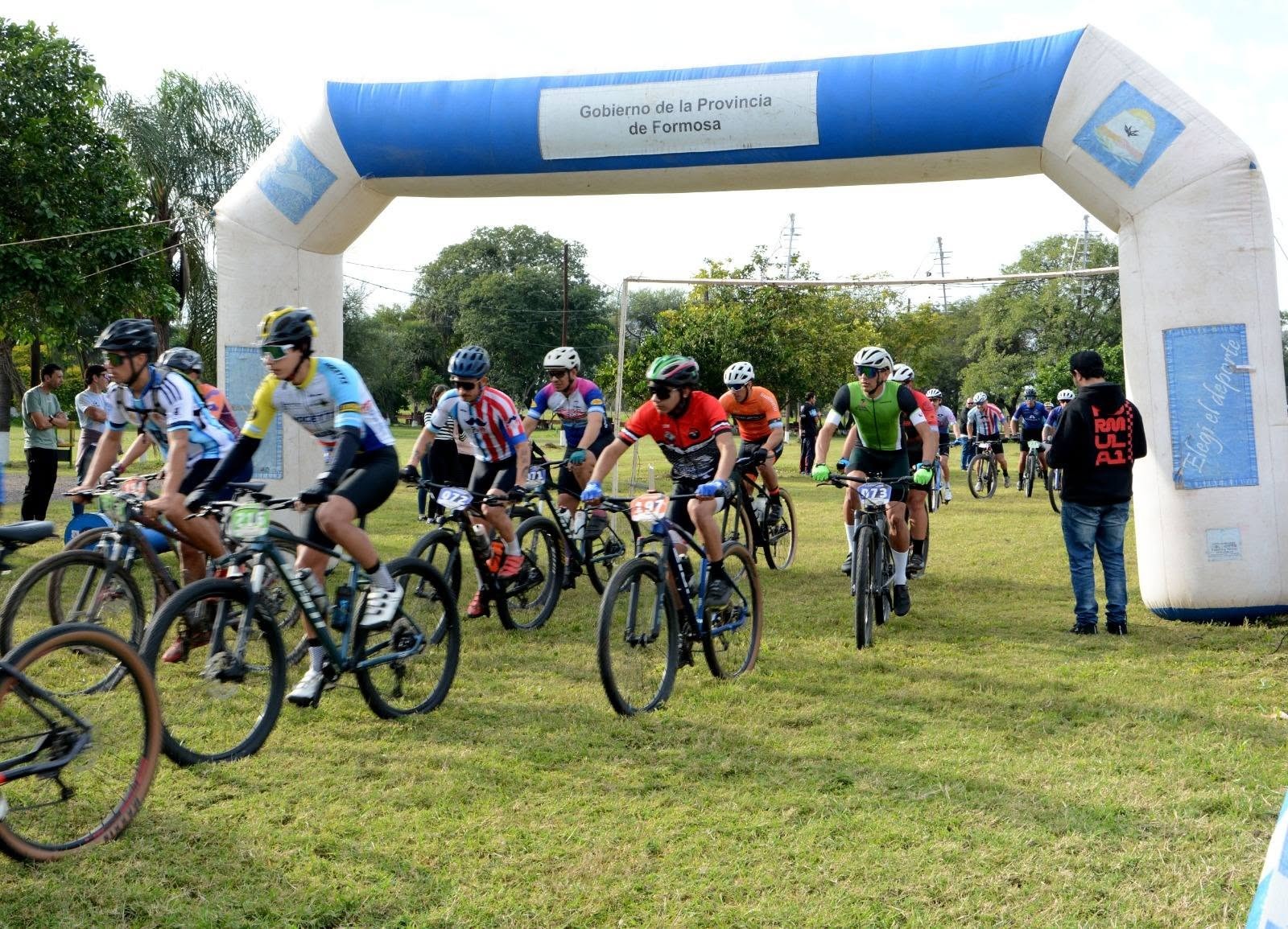 Laguna Blanca fue sede de una exitosa jornada deportiva con la segunda fecha del Campeonato Formoseño de MTB