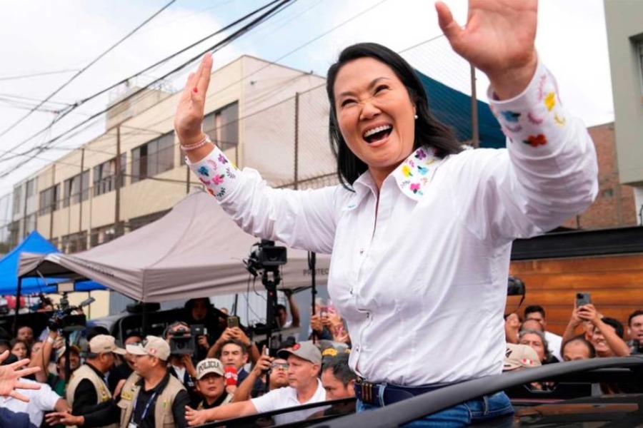 Keiko Fujimori fue proclamada presidenta electa del Perú y hará historia como la primera mujer elegida por voto popular
