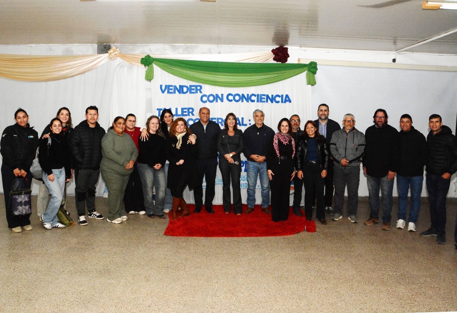 Laguna Blanca: exitosa capacitación para fortalecer las ventas y el desarrollo de emprendedores