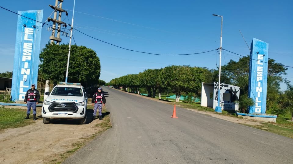EL ESPINILLO: Detuvieron a dos jóvenes acusadas de agredir a una adolescente en la vía pública
