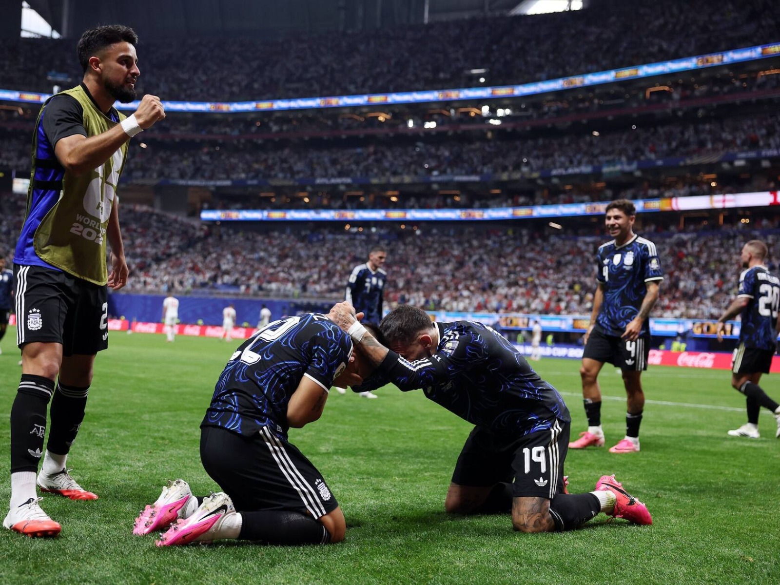Argentina es finalista tras una remontada histórica y va por la cuarta estrella