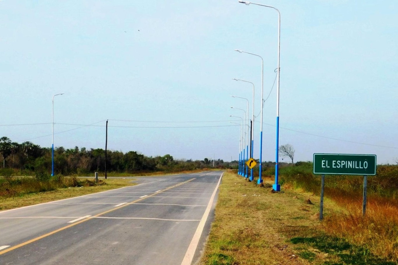Basura en el acceso a El Espinillo: una imagen que nos avergüenza a todos