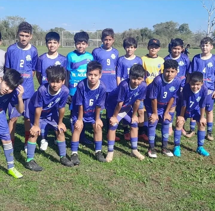 La Academia Siempre Azul volvió de Salta con un podio y una experiencia inolvidable