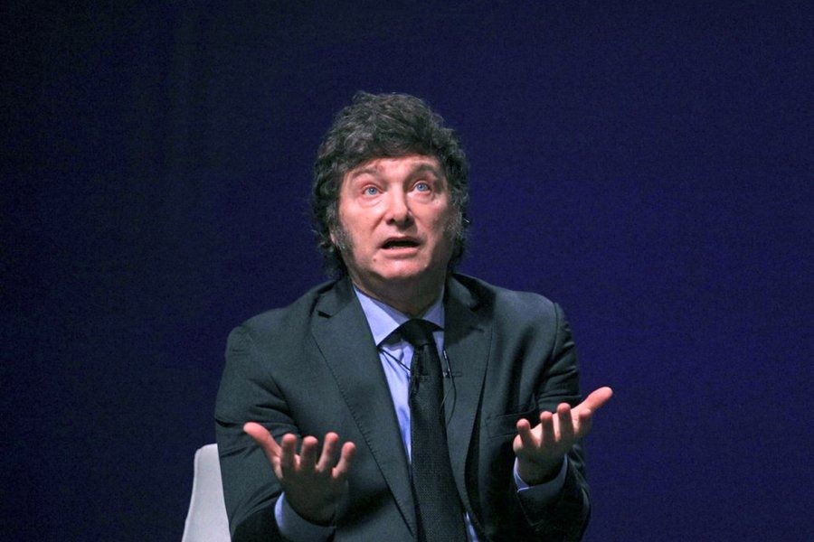 Fuerte caída del apoyo de los jóvenes a Milei | Las encuestas muestran un creciente rechazo al Gobierno