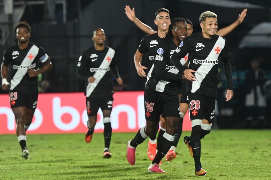 Vasco da Gama goleó a Olimpia y podría enfrentar a River en cuartos