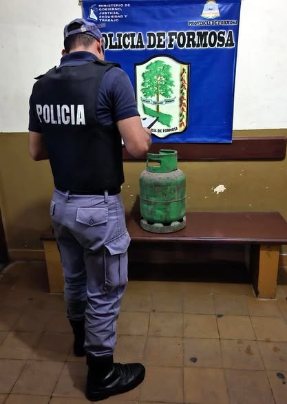 LAGUNA BLANCA: RECUPERARON ELEMENTOS ROBADOS Y DETUVIERON A UN JOVEN DE 23 AÑOS