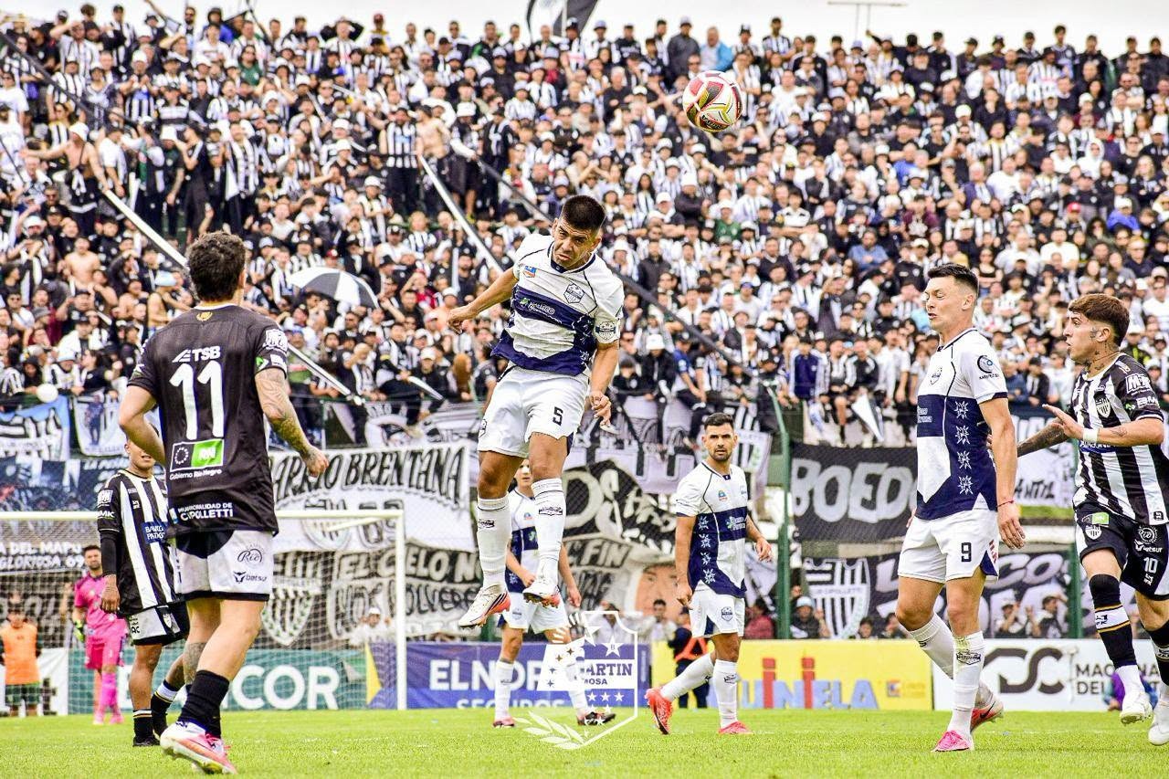 ¡HISTÓRICO ASCENSO! SAN MARTÍN DE FORMOSA VENCIÓ 2 A 0 A CIPOLLETTI Y JUGARÁ EN LA PRIMERA NACIONAL